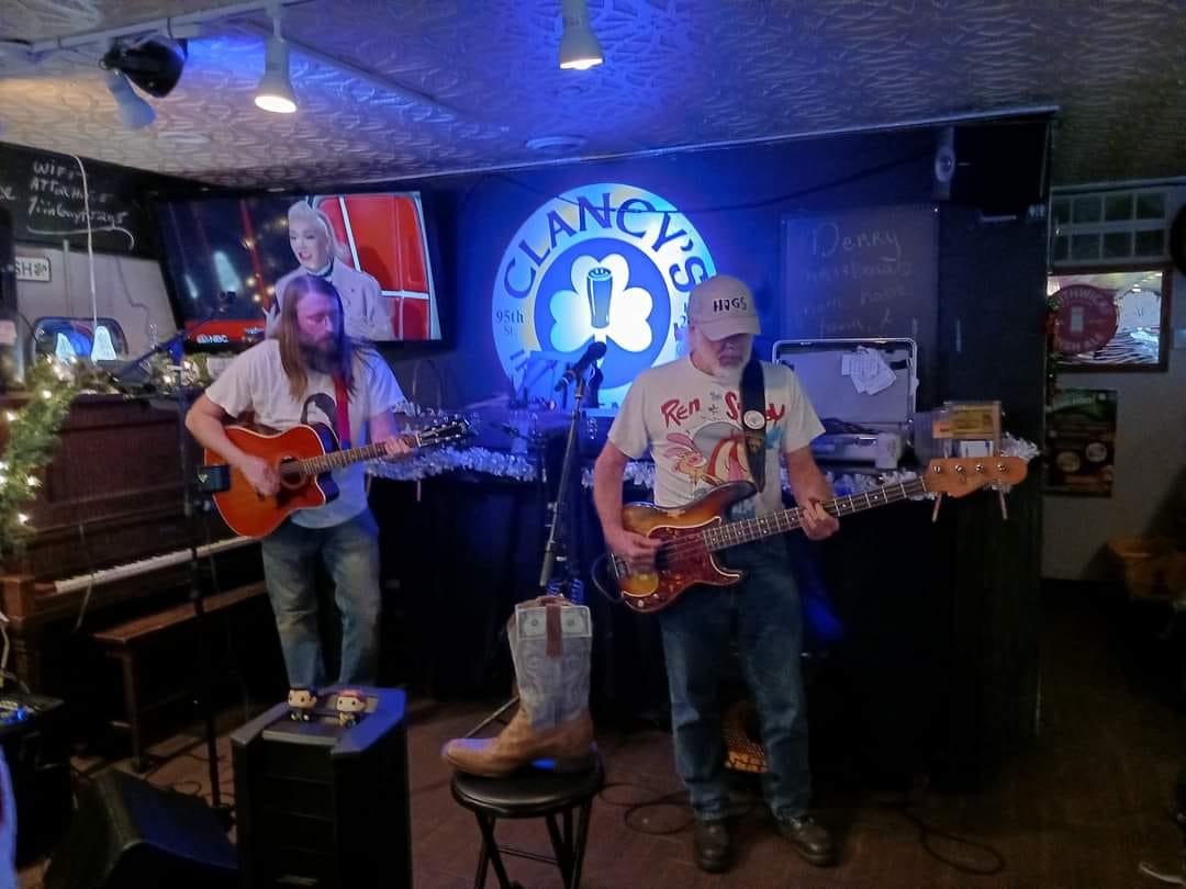 Weekly Open Mic/Jam Night at Clancy's 95th in Oak Lawn!
